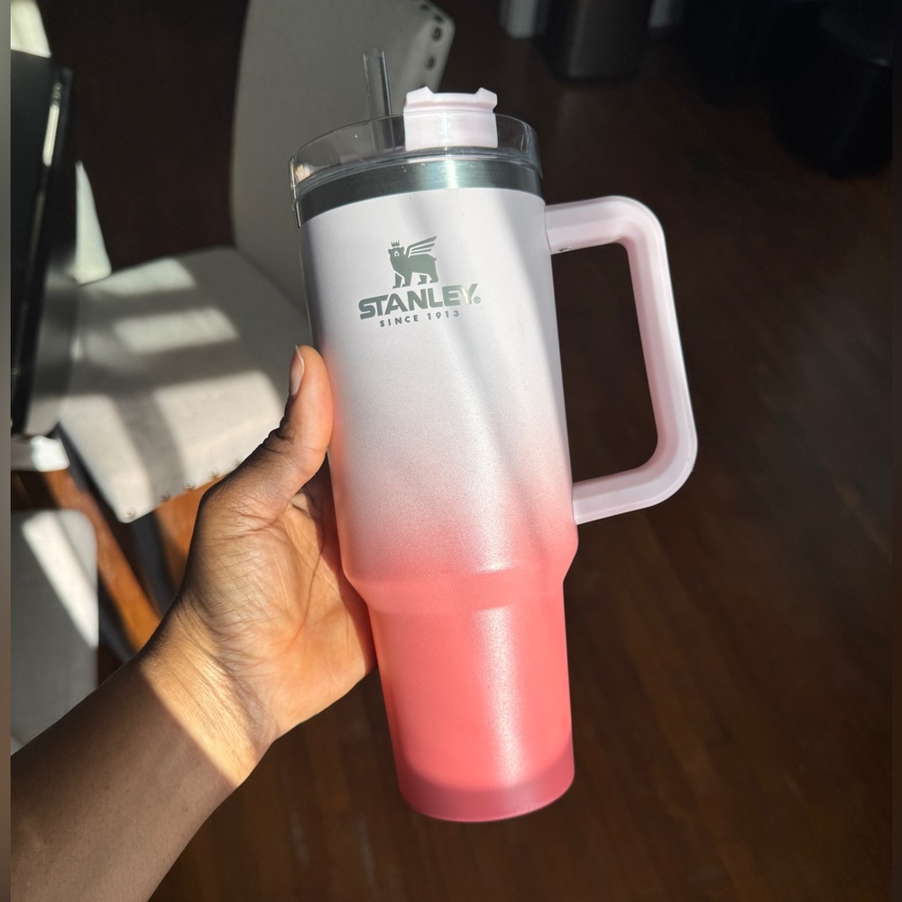 OG Stanley Coral ombré 40oz